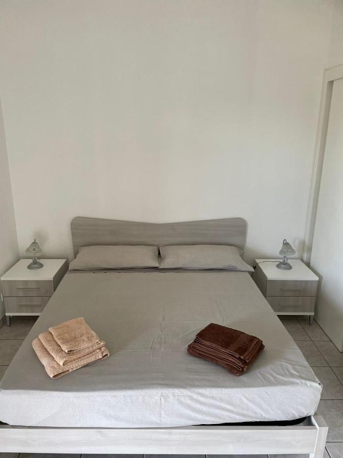 Agriturismo Tenuta Pozzello Torre dell'Orso Eksteriør bilde