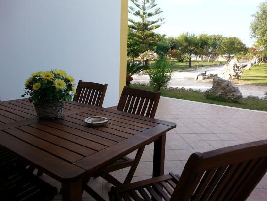 Agriturismo Tenuta Pozzello Torre dell'Orso Eksteriør bilde
